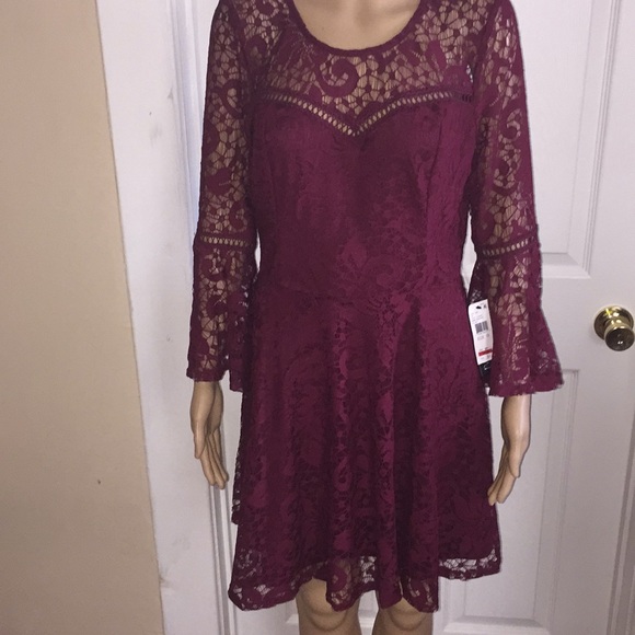 Crochet lace fit flare dress 😊❤️❤️💥 - Picture 2 of 7